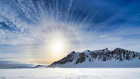 Encuentran una partícula en la Antártida que podría hacer temblar la física actual