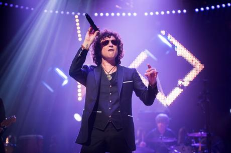 Bunbury en La Hora Musa de TVE: Actuación y entrevista (con reivindicación de la música en la televisión pública) Bunbury en La Hora Musa de TVE: Actuación y entrevista (con reivindicación de la música en la televisión pública)