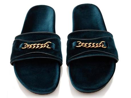 Carísimo y casi inútil (V). Chanclas pijas a partir de 500 euros