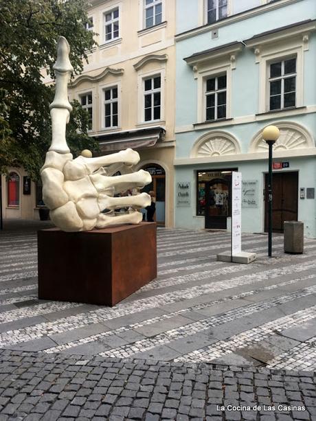 Praga, Cafe Savoy, Brioche, Jamón, Gruyère, Huevo Poché Praga, Cafe Savoy, Brioche, Jamón, Gruyère, Huevo Poché