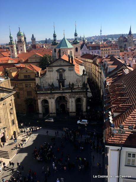 Praga, Cafe Savoy, Brioche, Jamón, Gruyère, Huevo Poché Praga, Cafe Savoy, Brioche, Jamón, Gruyère, Huevo Poché