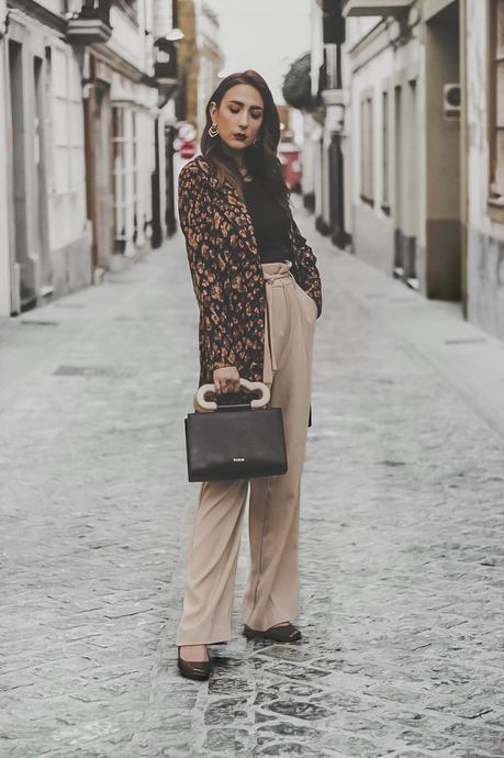 CHAQUETA PARA IR A LA OFICINA