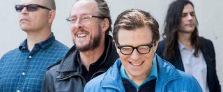 Weezer - Can't Knock The Hustle (2018) Weezer - Can't Knock The Hustle (2018)