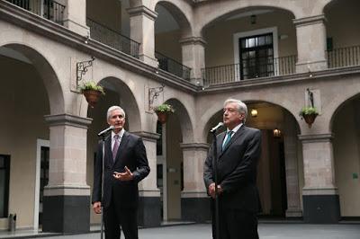 SOSTIENEN ENCUENTRO EL GOBERNADOR, ALFREDO DEL MAZO Y EL PRESIDENTE ELECTO, ANDRÉS MANUEL LÓPEZ OBRADOR, EN PALACIO DE GOBIERNO, DONDE ASEGURAN QUE COMPARTEN EL OBJETIVO DE TRABAJAR PARA BRINDAR MÁS OPORTUNIDADES DE DESARROLLO EN EL EDOMÉX.