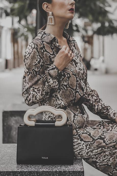 WELCOME TO THE JUNGLE: SNAKE PRINT TOTAL LOOK WELCOME TO THE JUNGLE: SNAKE PRINT TOTAL LOOK