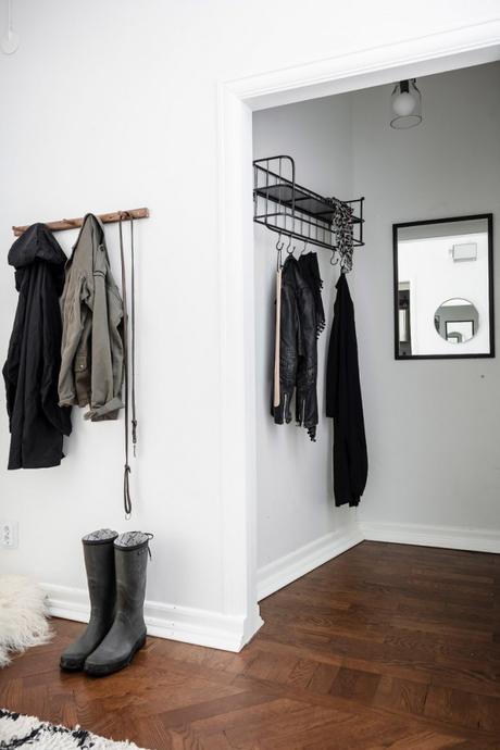 Suelo negro en la cocina