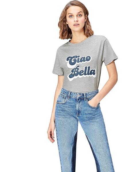 ¿Por qué se ha hecho viral la camiseta de Levi's cuando hay tantas camisetas molonas?