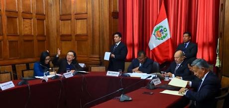 Azteca y MTC no llegan a acuerdo sobre Red Dorsal Nacional Azteca y MTC no llegan a acuerdo sobre Red Dorsal Nacional