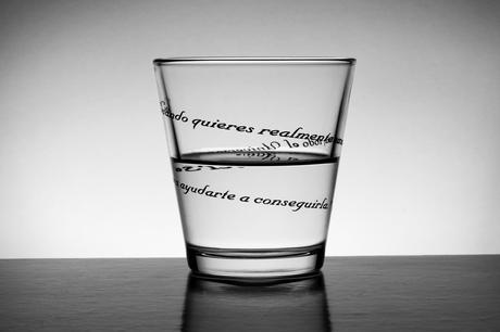 Para focalizar mejor y ver el vaso más lleno que vacío Para focalizar mejor y ver el vaso más lleno que vacío