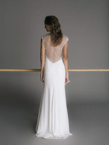 La nueva colección de novias 2019 de Rime Arodaky resalta como nunca la belleza de la figura femenina