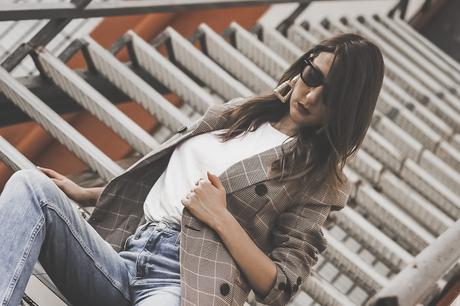 CÓMO COMBINAR UNA CAMISETA BLANCA BÁSICA + LOOKBOOK CÓMO COMBINAR UNA CAMISETA BLANCA BÁSICA + LOOKBOOK