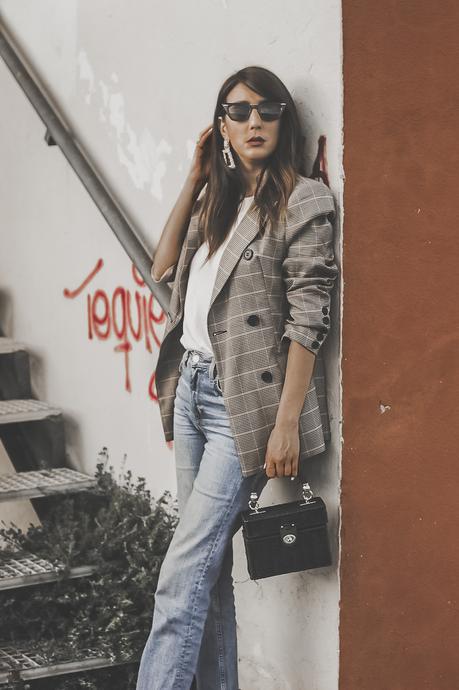 CÓMO COMBINAR UNA CAMISETA BLANCA BÁSICA + LOOKBOOK CÓMO COMBINAR UNA CAMISETA BLANCA BÁSICA + LOOKBOOK