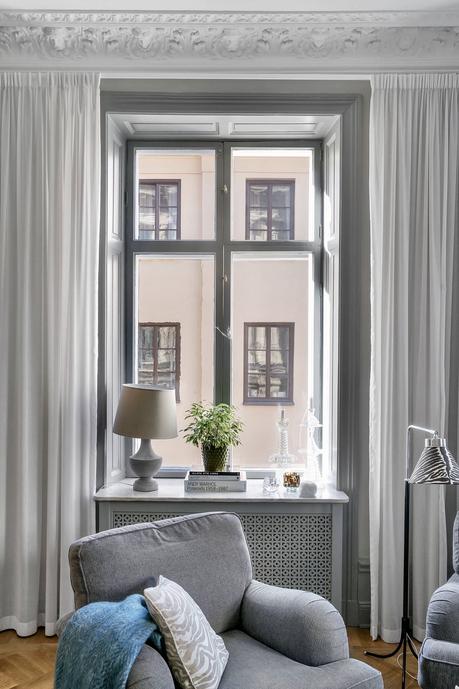 Como decorar un salon irregular.