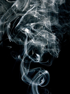 Los fumadores tienen más alta probabilidad de tener visión borrosa