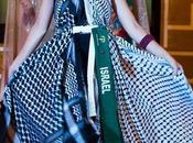 Miss earth líbano despojada título selfie israelí