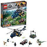 LEGO Jurassic World - Persecución en helicóptero de Blue (75928)