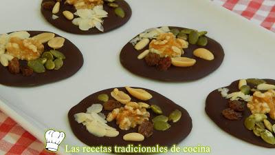 Receta fácil y rápida de chocolatinas con frutos secos