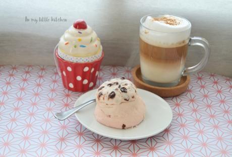 Mugcake de fresa y chocolate con Dietbox