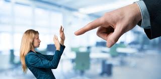 UN MONSTRUO LLAMADO MOBBING