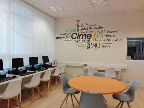 RENOVACIÓN DE UN AULA EN ETXEBARRI RENOVACIÓN DE UN AULA EN ETXEBARRI