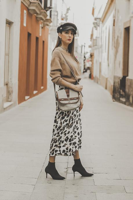 TREND ALERT: LEOPARD PRINT-FALDA MIDI DE LEOPARDO