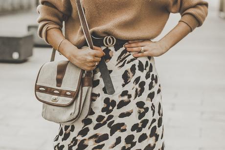 TREND ALERT: LEOPARD PRINT-FALDA MIDI DE LEOPARDO