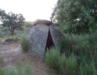 Imagen del mes: Dolmen Tapias I, en Valencia de Alcántara