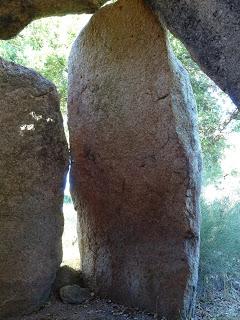 Imagen del mes: Dolmen Tapias I, en Valencia de Alcántara