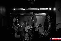 Yeska en la Trashcan Music Club