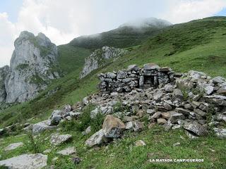 La Foz-Piedrafita-Los Fitos-La Becerrera de San Pedro-La Carasca-Vega Llagos