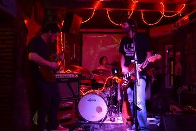 MONOGAY / CRÓNICA DEL CONCIERTO - ALGECIRAS 09/04/11