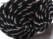 Diadema negra plata.