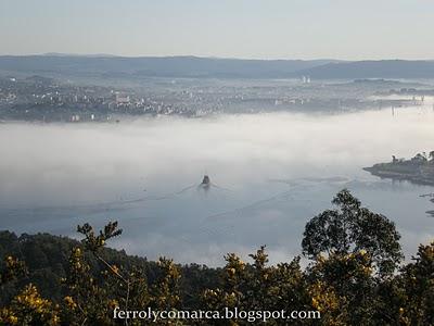 Un día de niebla en la ría de Ferrol