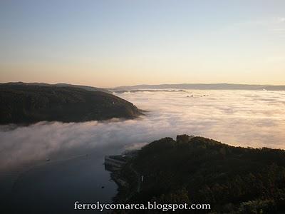 Un día de niebla en la ría de Ferrol