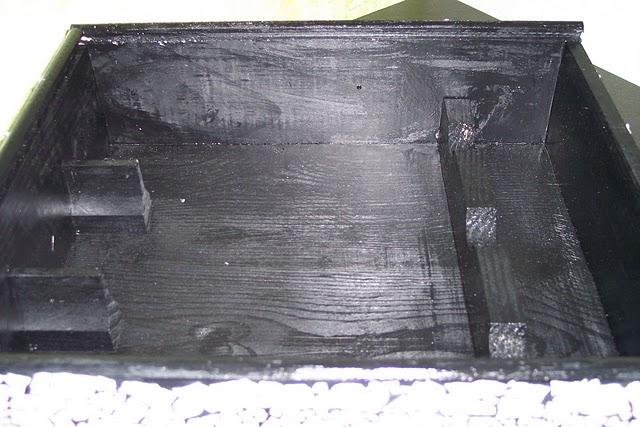 El joyero de Radi = Caja de vino + cáscara de huevo