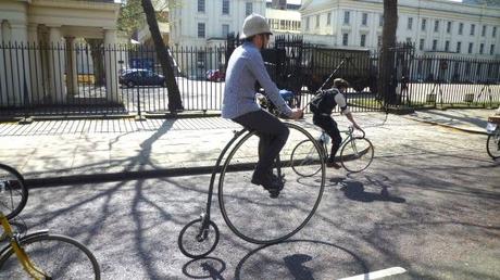 Tweed Run de Londres, La elegancia viaja en dos ruedas