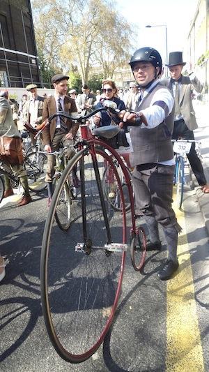 Tweed Run de Londres, La elegancia viaja en dos ruedas