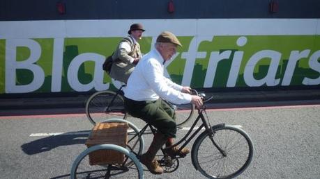 Tweed Run de Londres, La elegancia viaja en dos ruedas