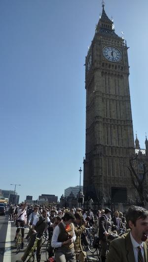 Tweed Run de Londres, La elegancia viaja en dos ruedas