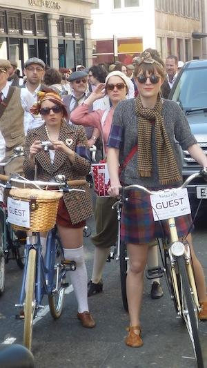 Tweed Run de Londres, La elegancia viaja en dos ruedas