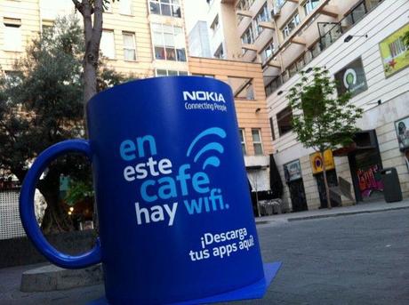Tazas gigantes con wifi en Madrid (by Nokia) Tazas gigantes con wifi en Madrid (by Nokia)