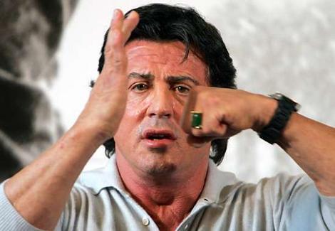 Walter Hill dirigirá a Stallone en Headshot