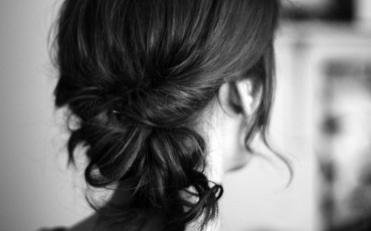 KNOTTED HAIR