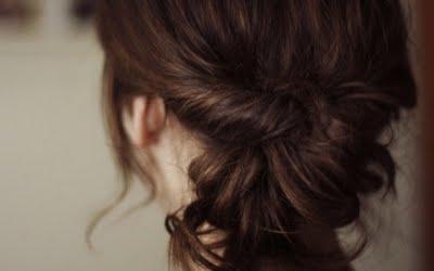 KNOTTED HAIR
