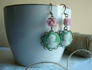 PENDIENTES CAMAFEOS SO SWEET