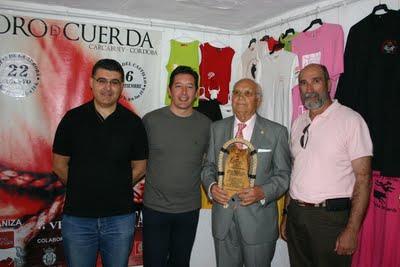 ELISEO MORÁN ES NOMBRADO EMBAJADOR DEL TORO DE CUERDA DE CARCABUEY (CORDOBA) Y REGALA UN TORO PARA LA VIRGEN DE LA AURORA