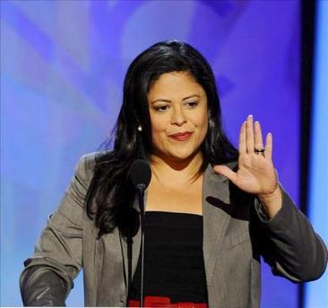 Hermana de Obama publica un libro