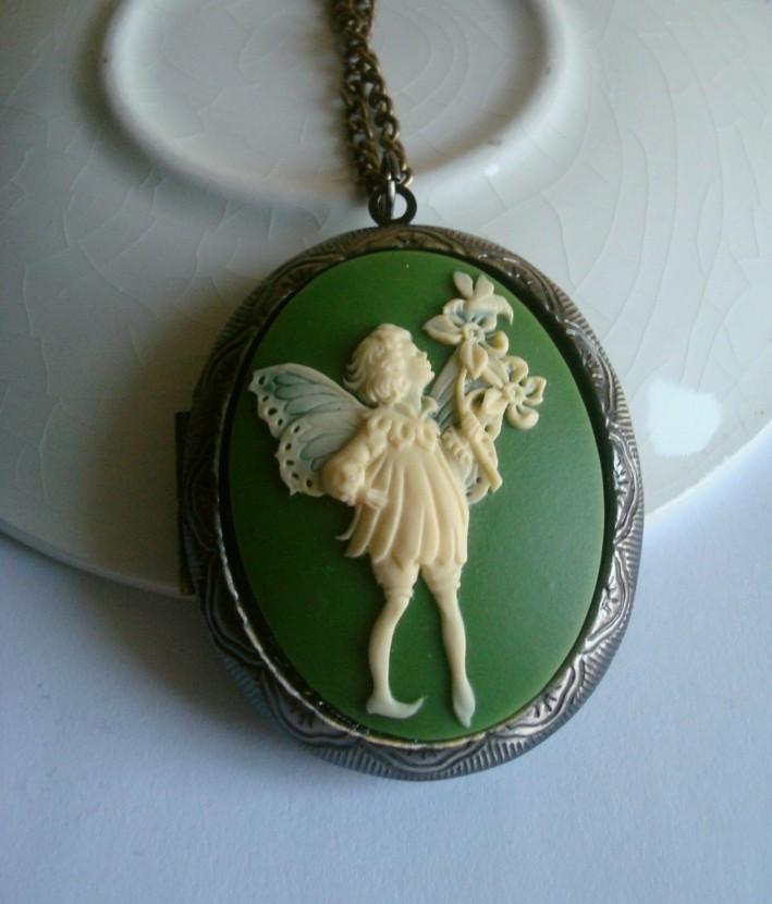 COLLAR LOCKET HADITA
