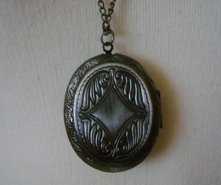COLLAR LOCKET HADITA