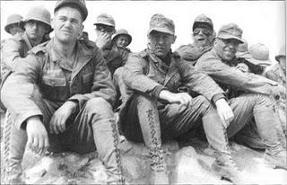 El Afrika Korps atraviesa la frontera egipcia y vuelve a intentar tomar Tobruk - 14/04/1941.